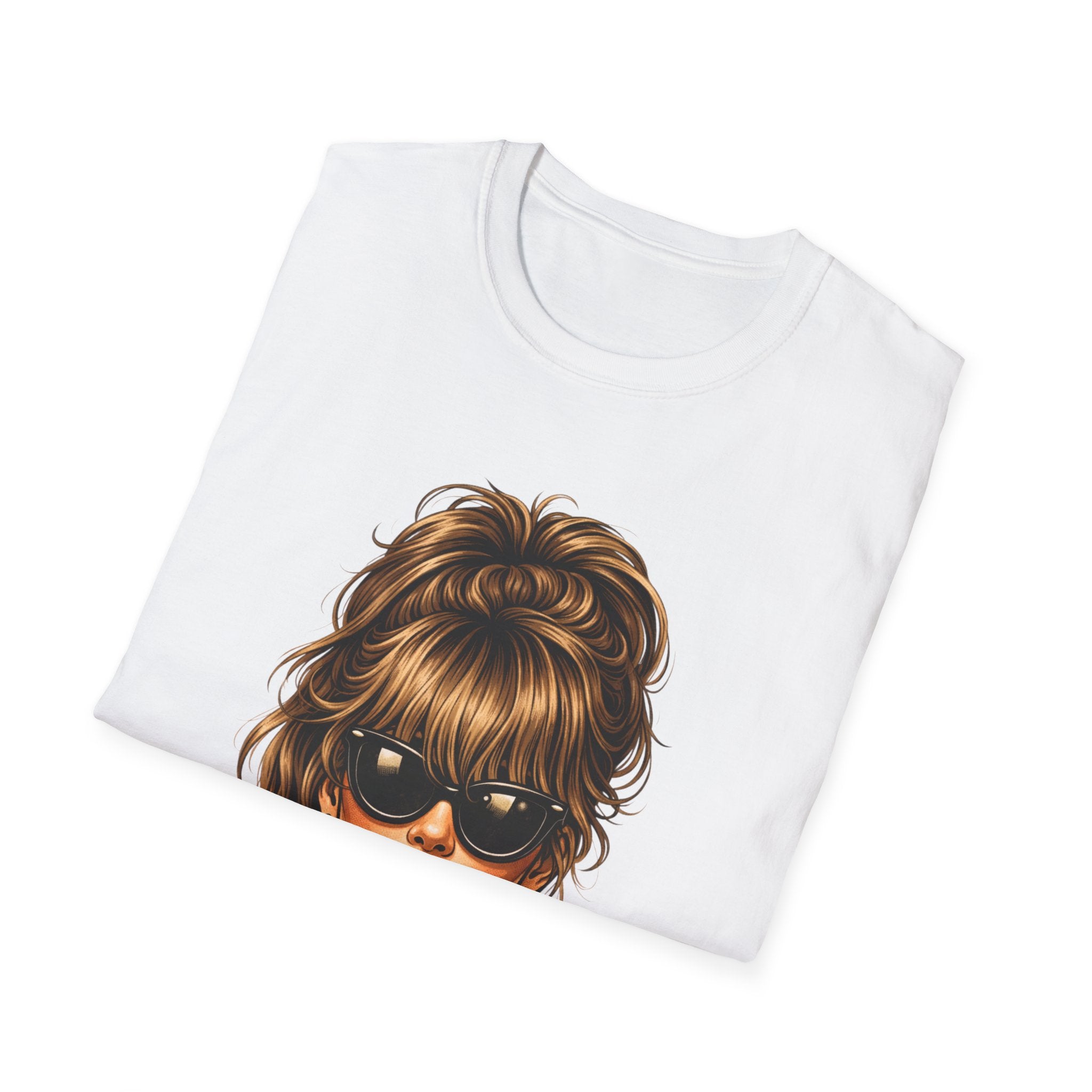 Vintage Glam Tee — Retro Woman with Sunglasses Graphic T-Shirt